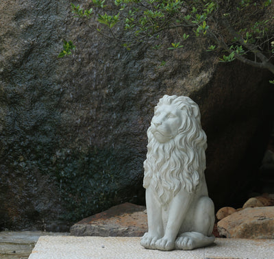 77134 - Majestic Guardian Sitting Lion Statue Hi-Line Gift Ltd.