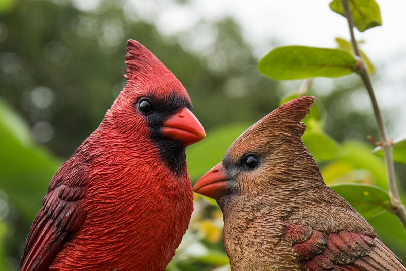 Cardinal Couple on Stump Garden Statue HI-LINE GIFT LTD.