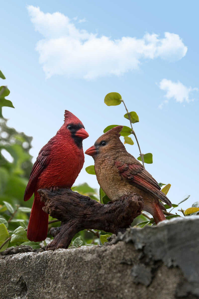 Cardinal Couple on Stump Garden Statue HI-LINE GIFT LTD.